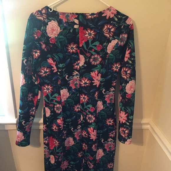 Project Runway floral bodycon dress - Picture 4 of 5